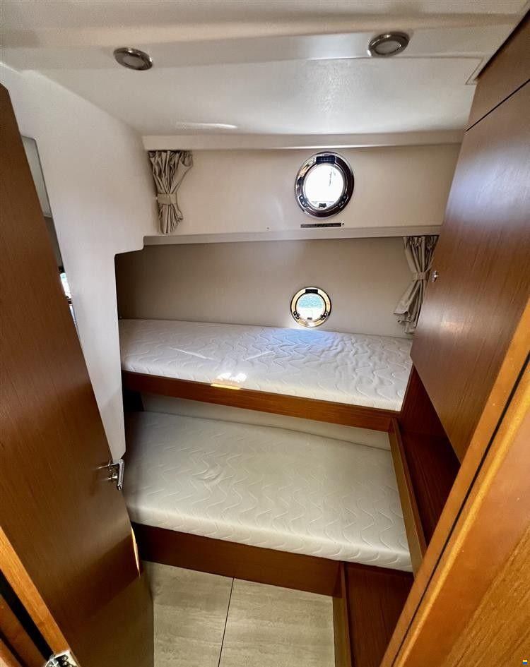 Beneteau Swift Trawler 35