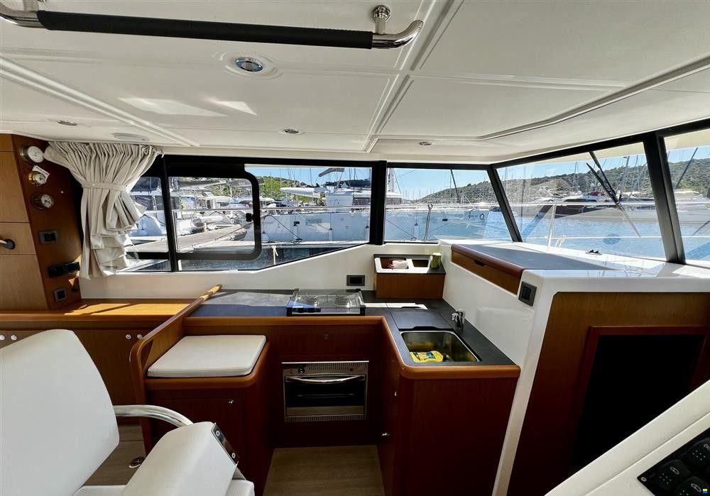 Beneteau Swift Trawler 35