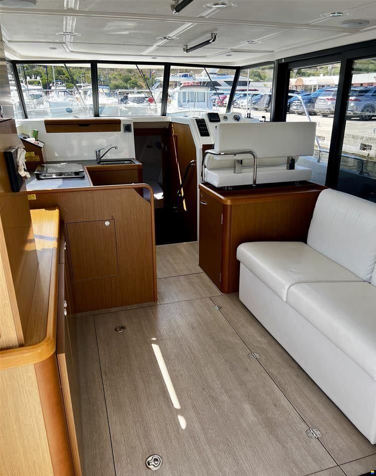 Beneteau Swift Trawler 35