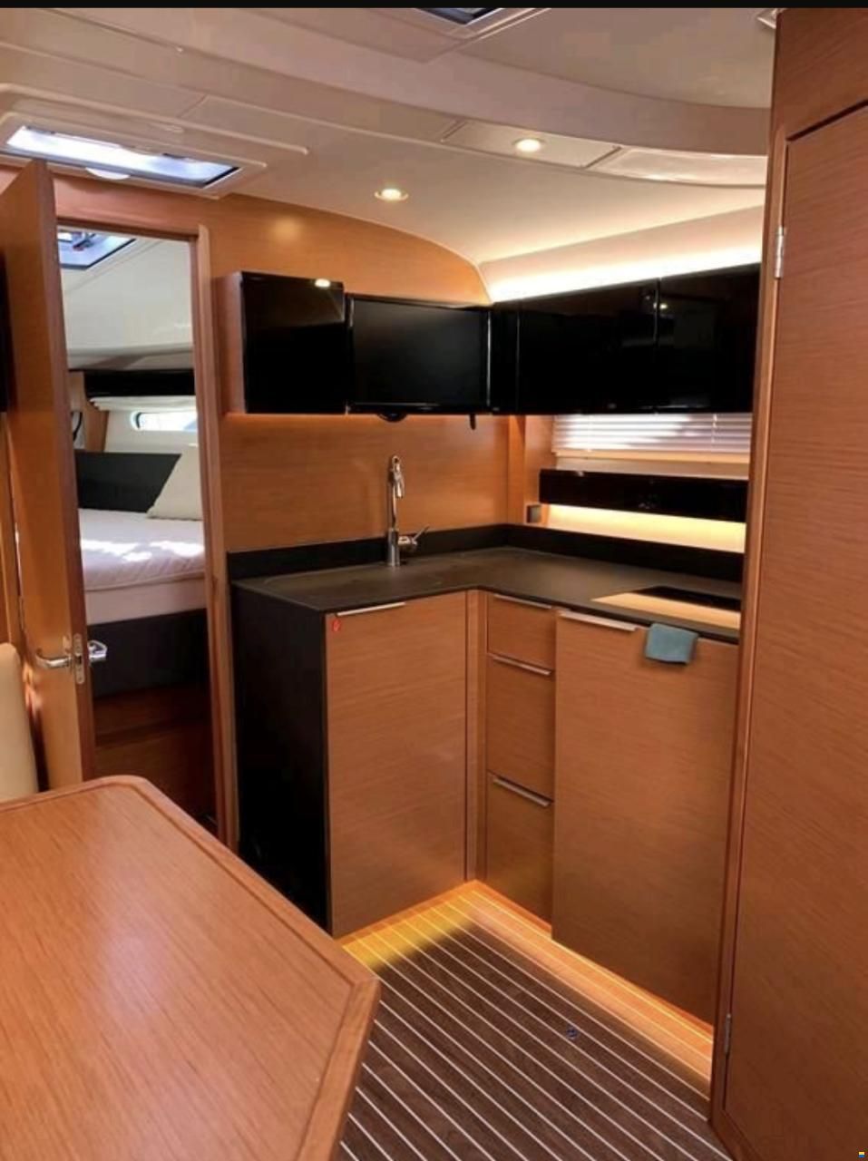 Bavaria Sport 360 HT