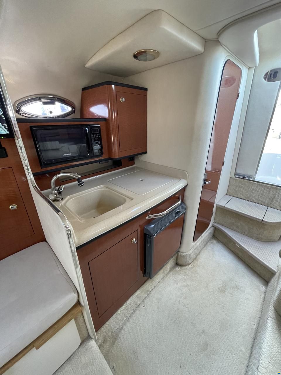 Sea Ray Sundancer 315