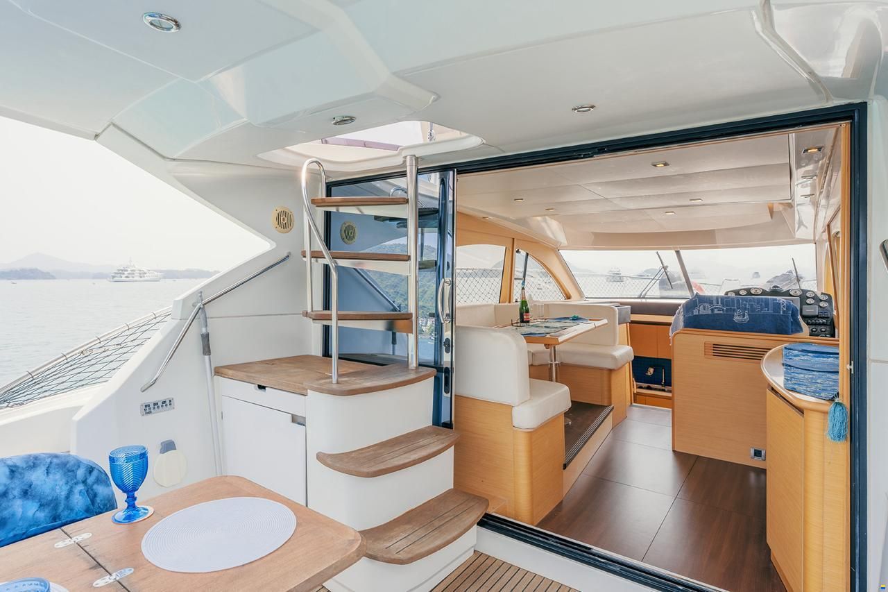 Beneteau Monte Carlo 47 Fly