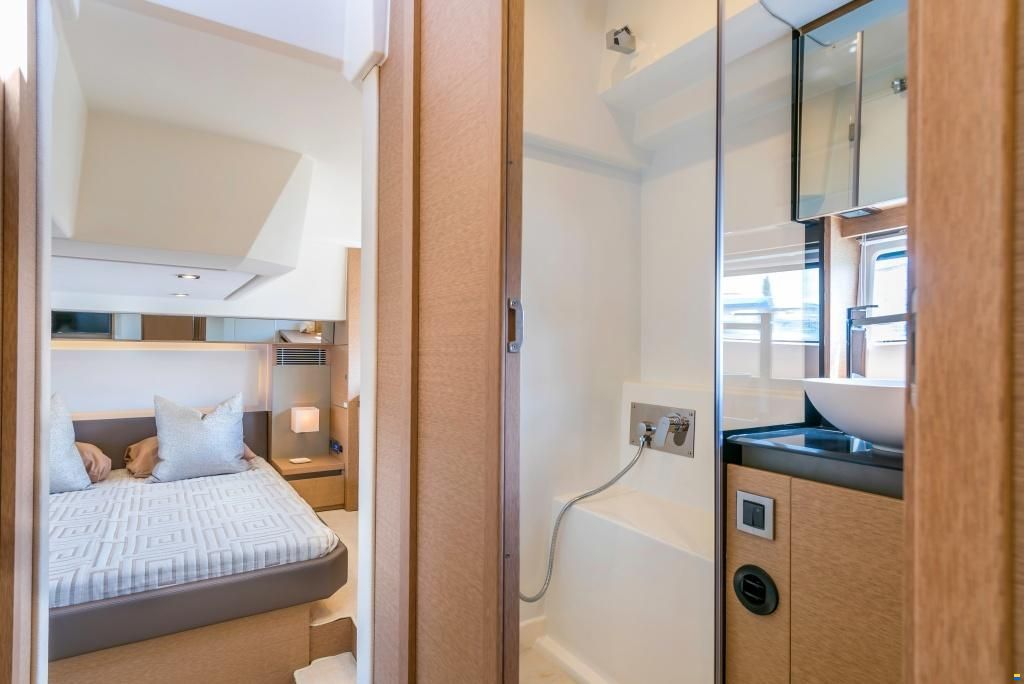 Prestige 460