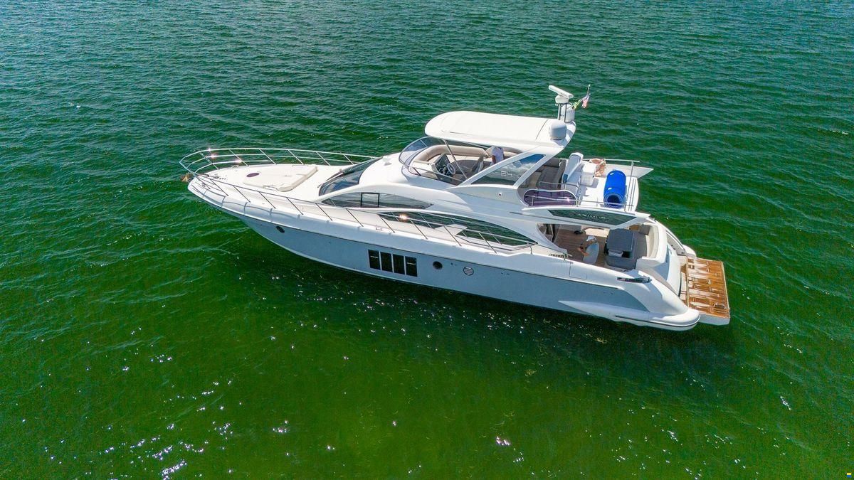 Azimut Flybridge 64