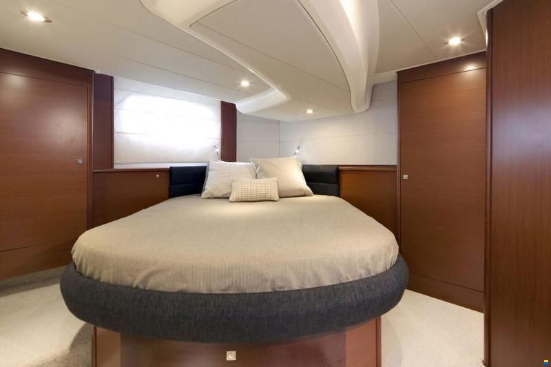 Prestige 440 S