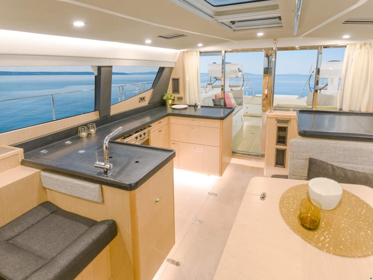 Moody Decksaloon 54