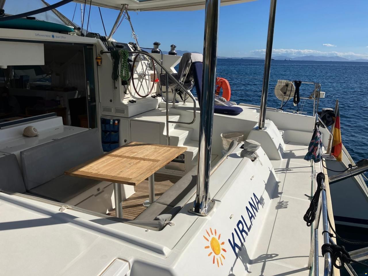 Lagoon 420 Owner's Version