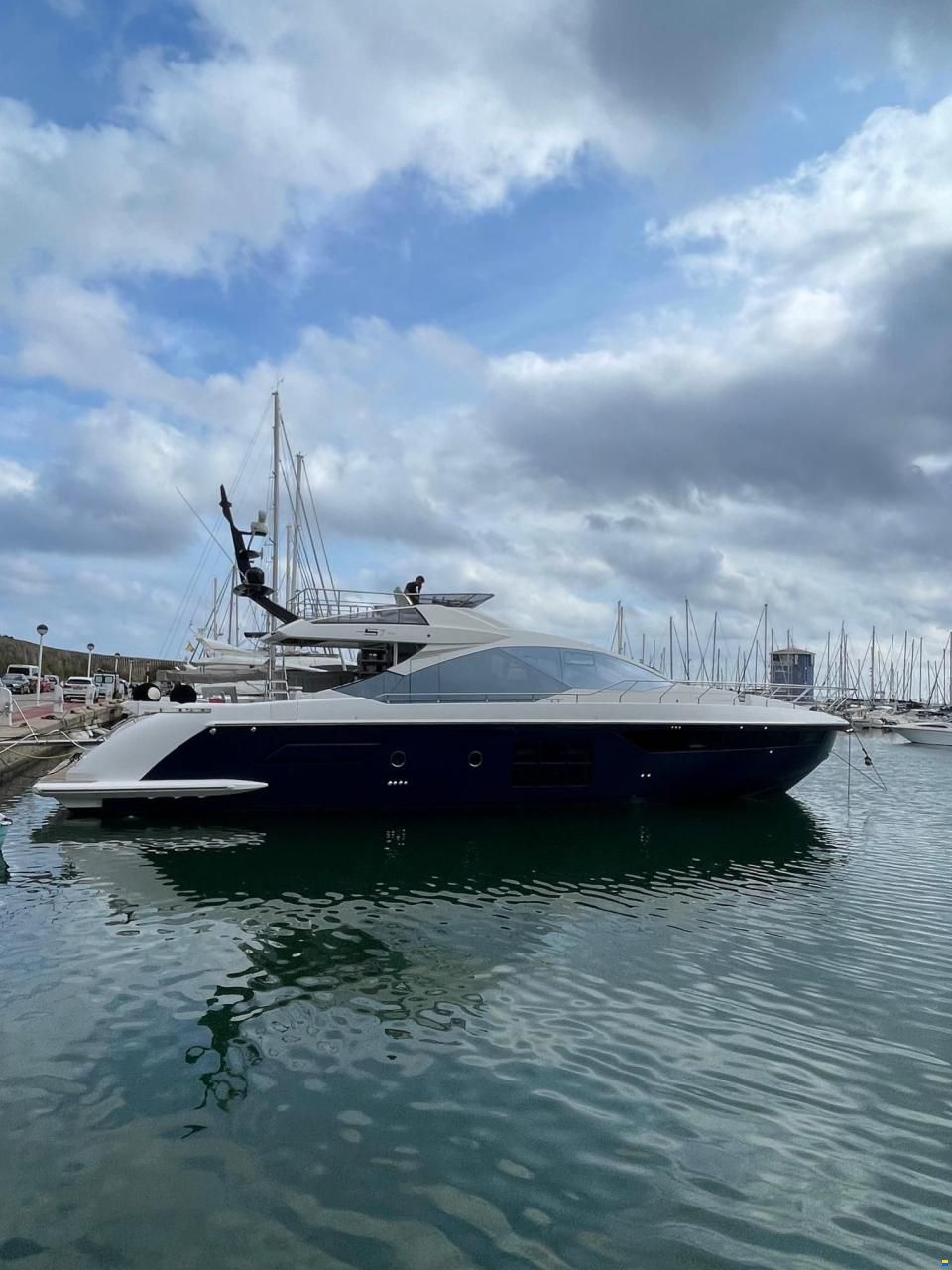 Azimut S7