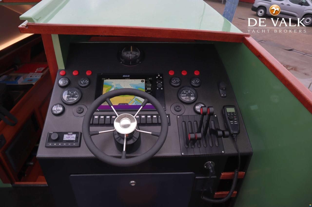 RedRouge Jet Powerboat