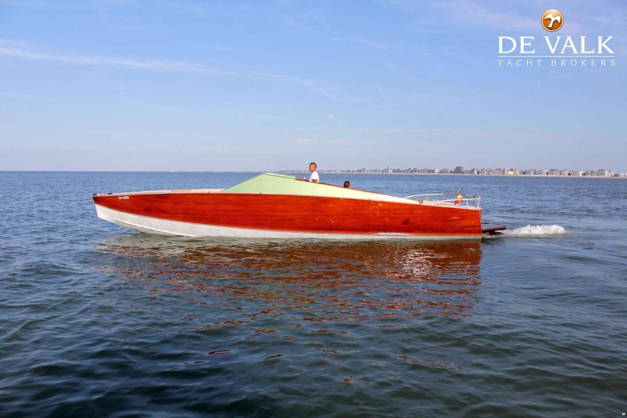 RedRouge Jet Powerboat