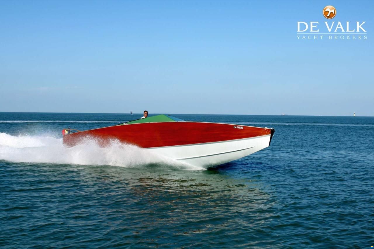 RedRouge Jet Powerboat