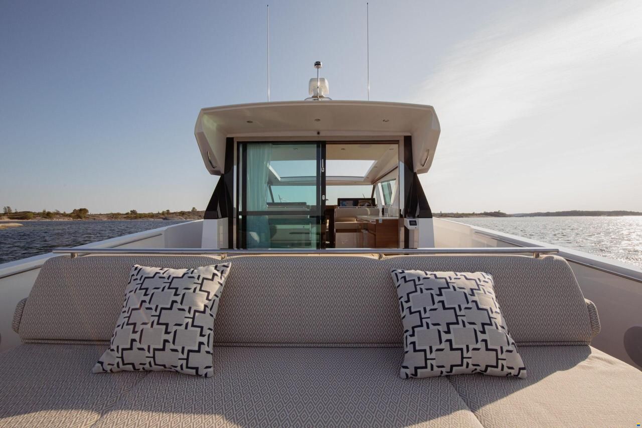 Delta Powerboats 48 coup&eacute;