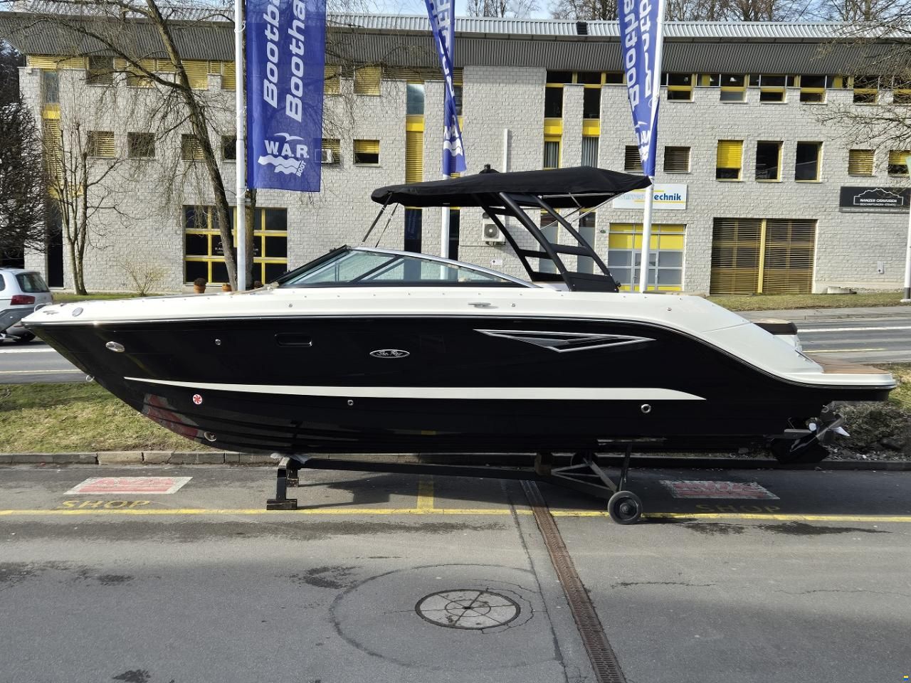 Sea Ray SLX 250 Europe