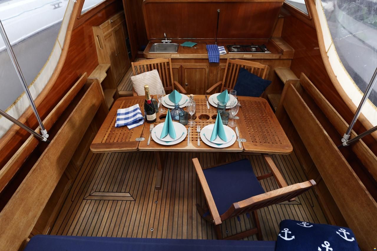 Wolstenholme Cruiser 38