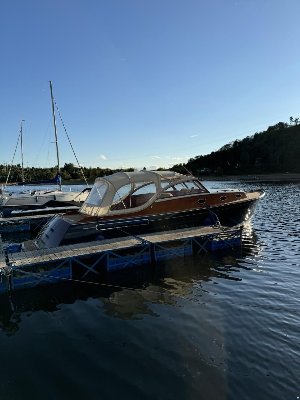 Wolstenholme Cruiser 38