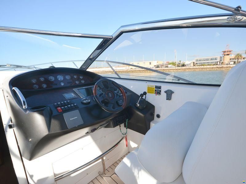 Sunseeker Portofino 46