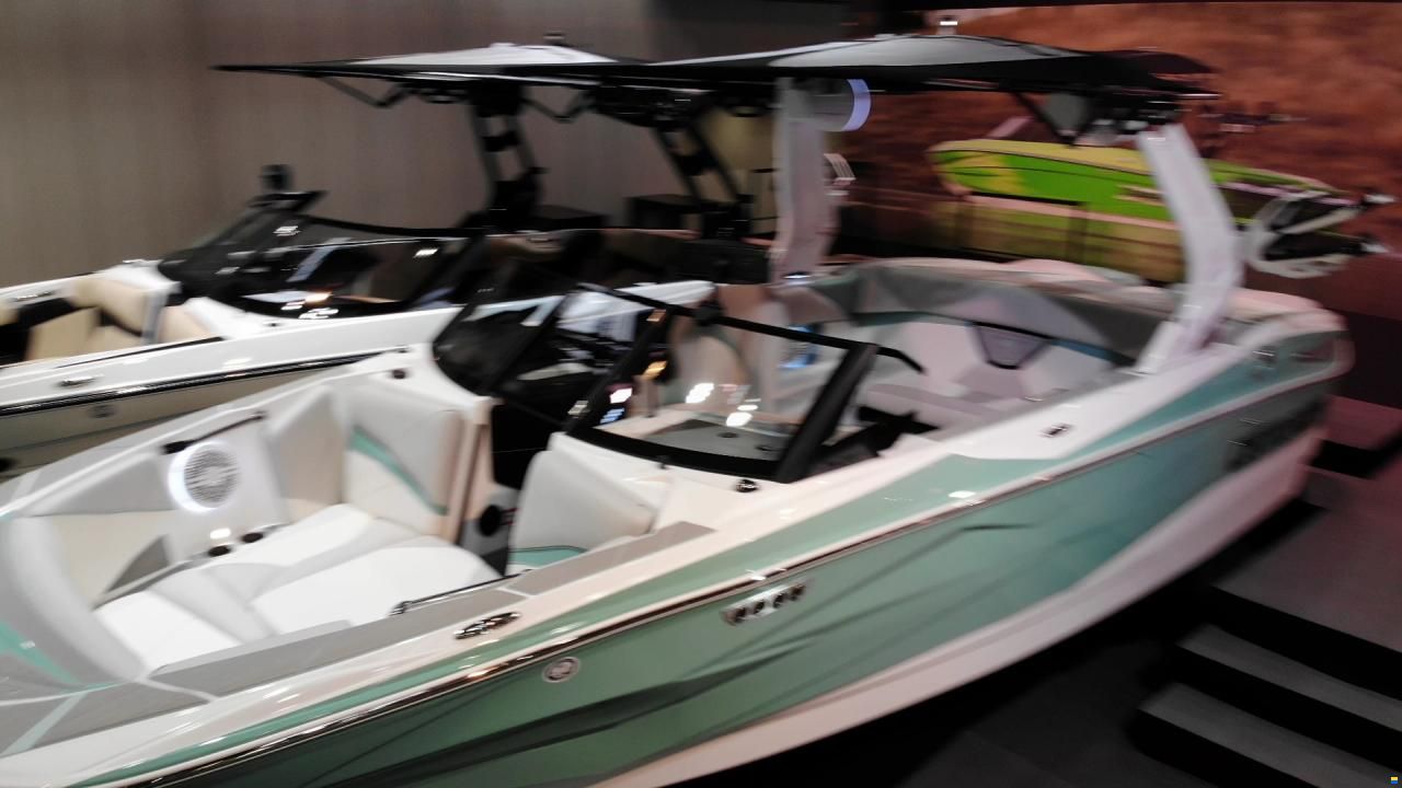 Centurion NV213