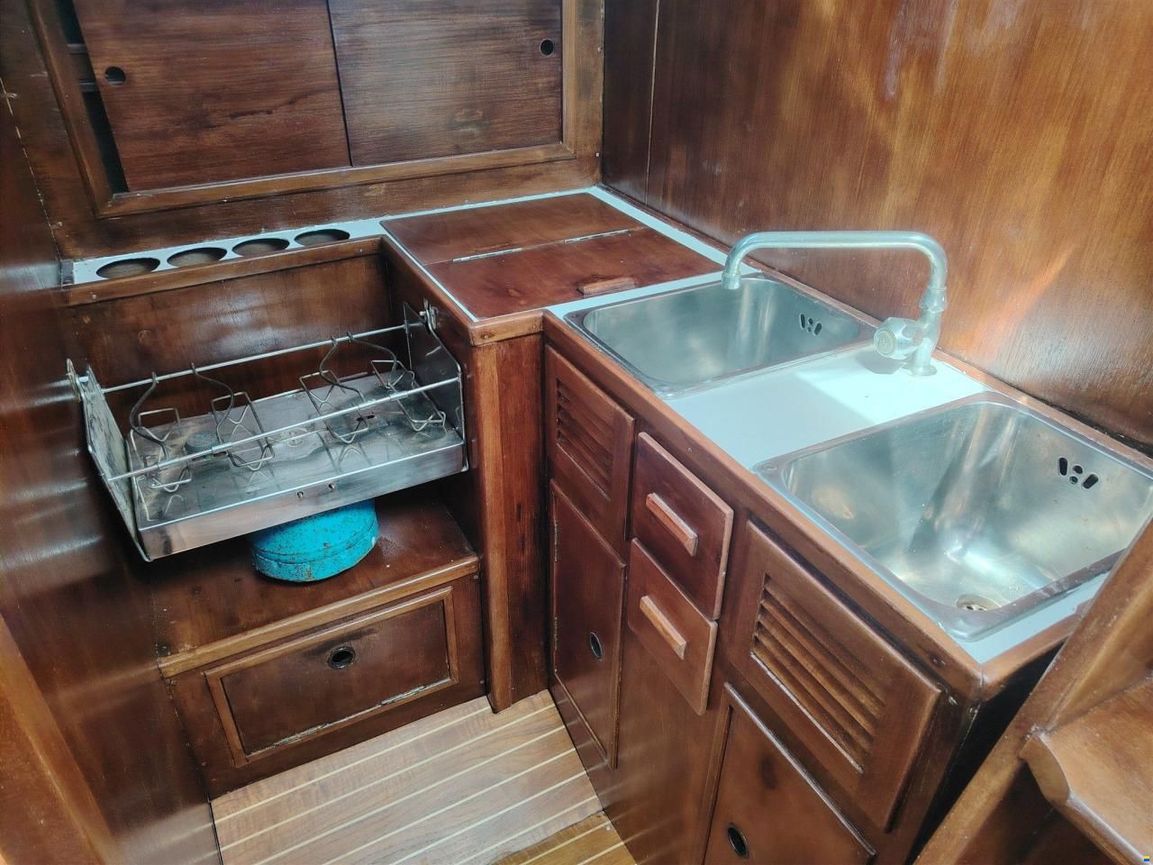Polaris 37
