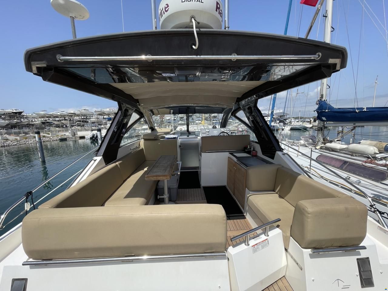 Sealine SC 35