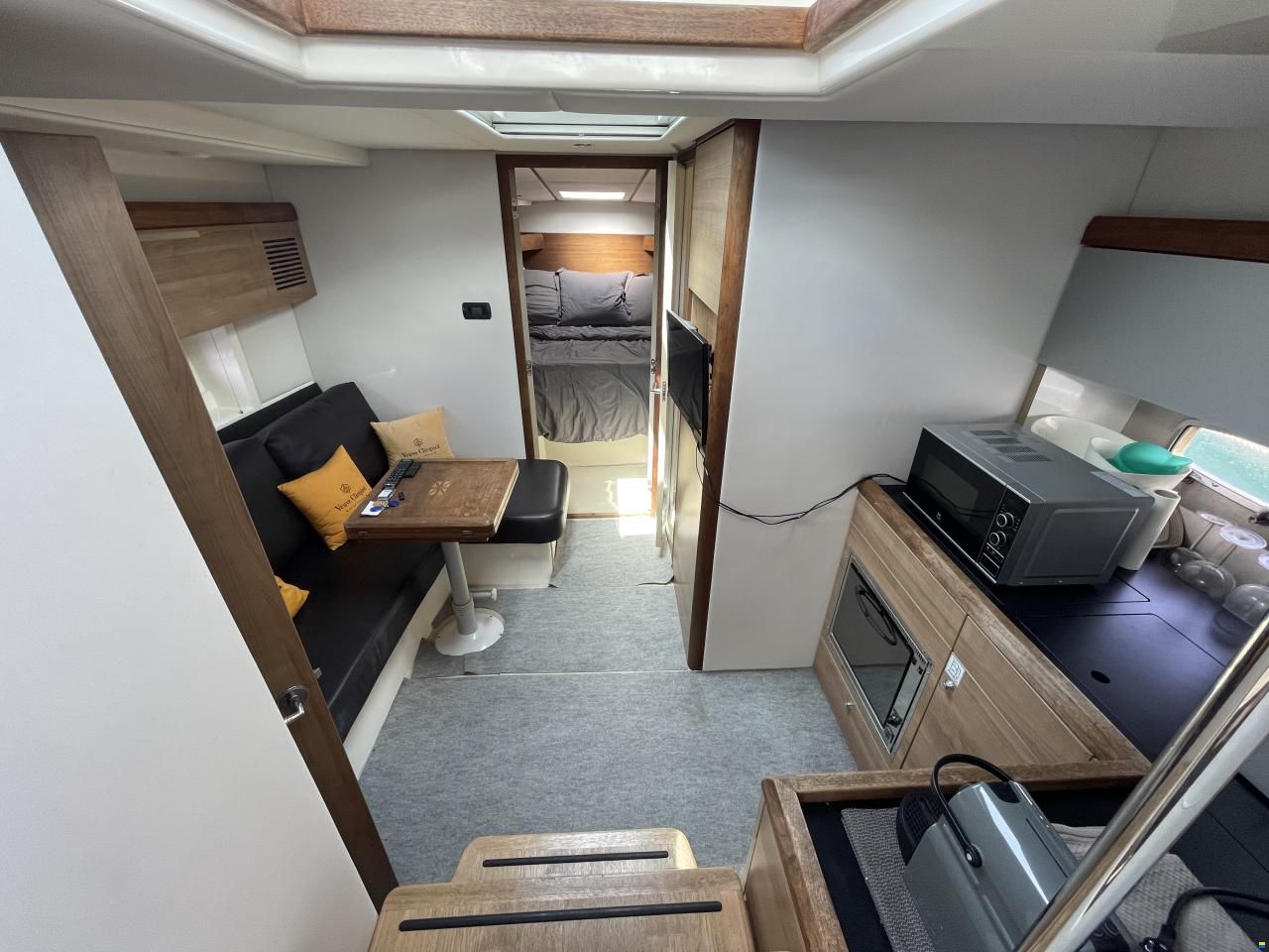 Sealine SC 35