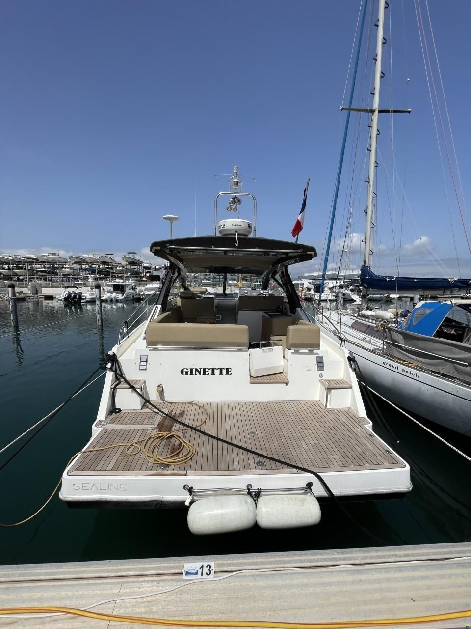 Sealine SC 35