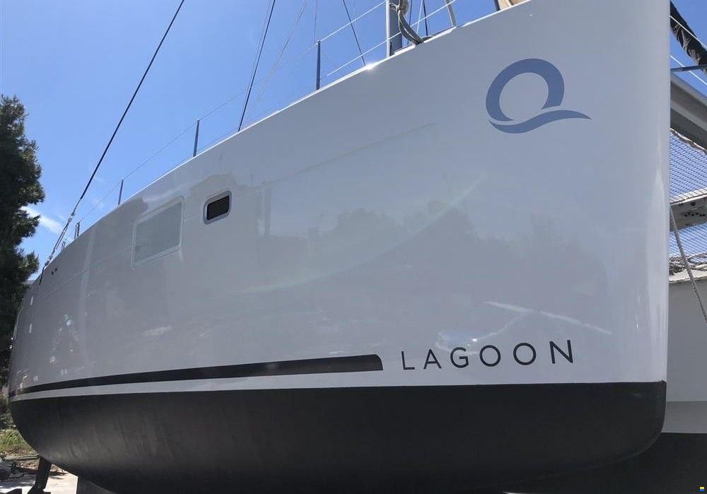Lagoon 450 F