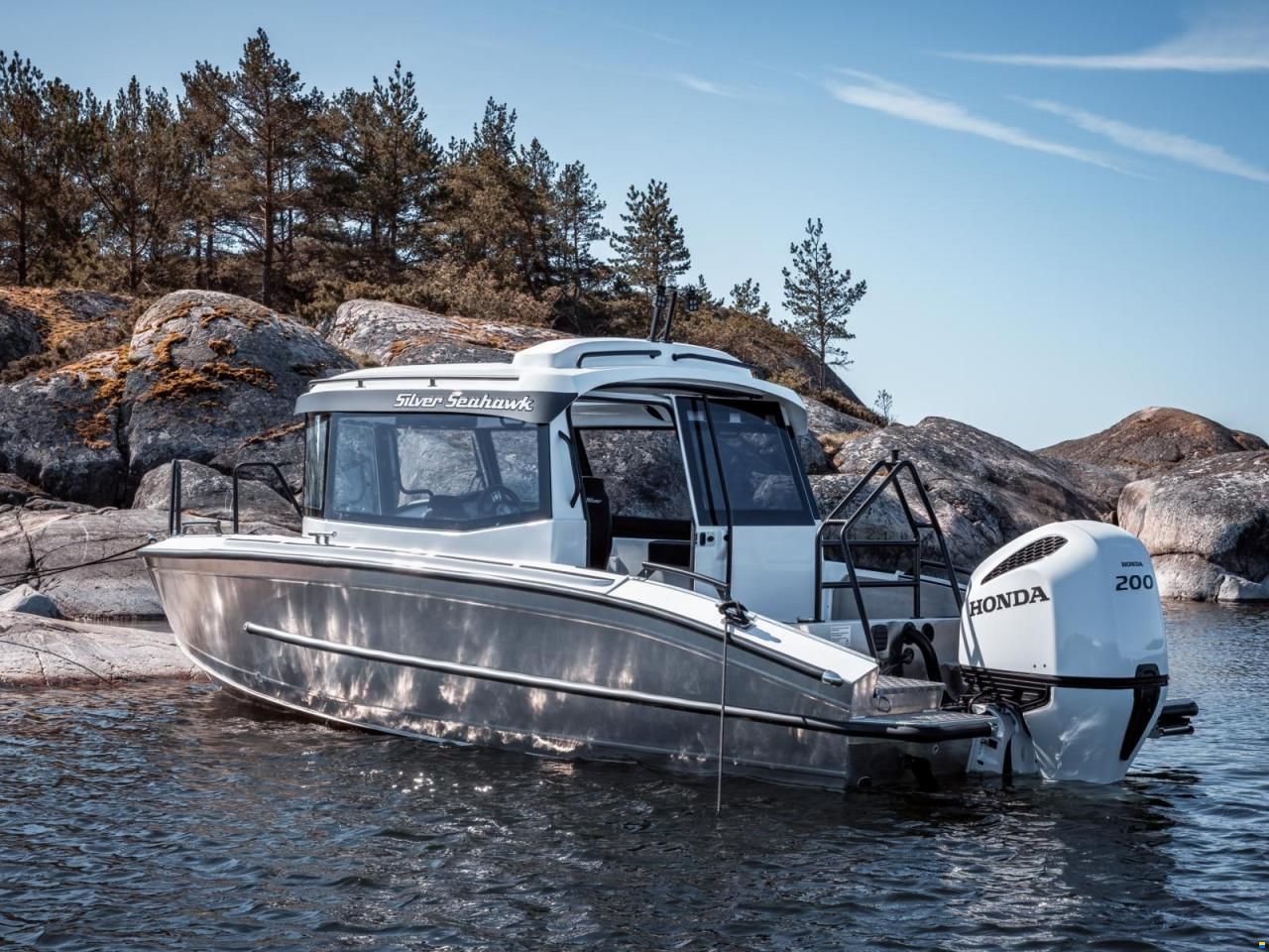 Silver Seahawk Cabin