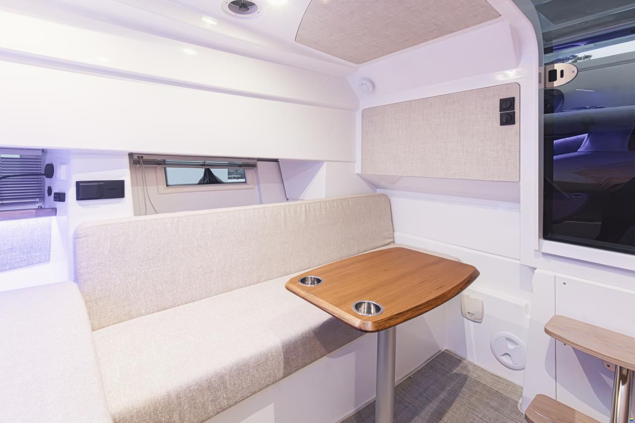 Quarken 35 Cabin