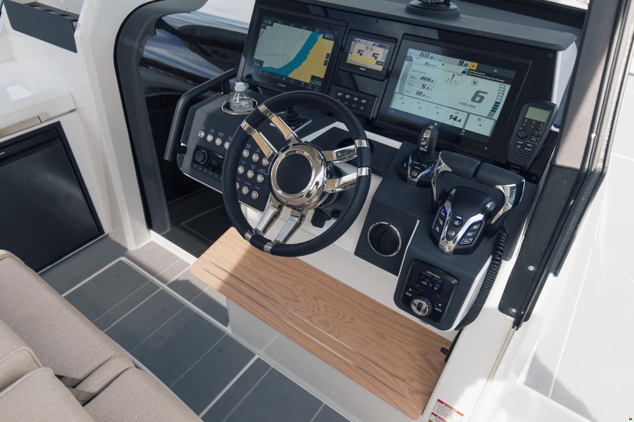 Quarken 35 Sport Tourer