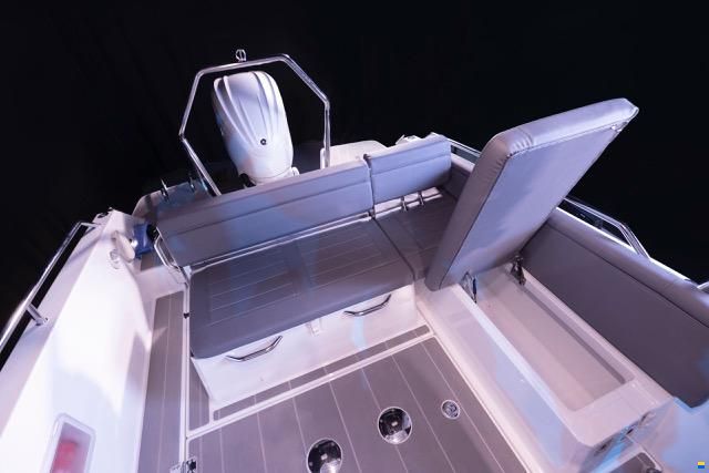 Quarken 27 T-top