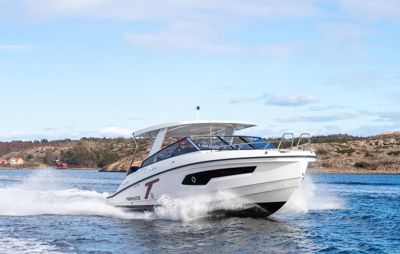 Finnmaster Daycruiser serie T9