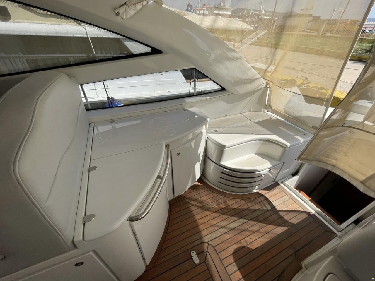 Pershing 46