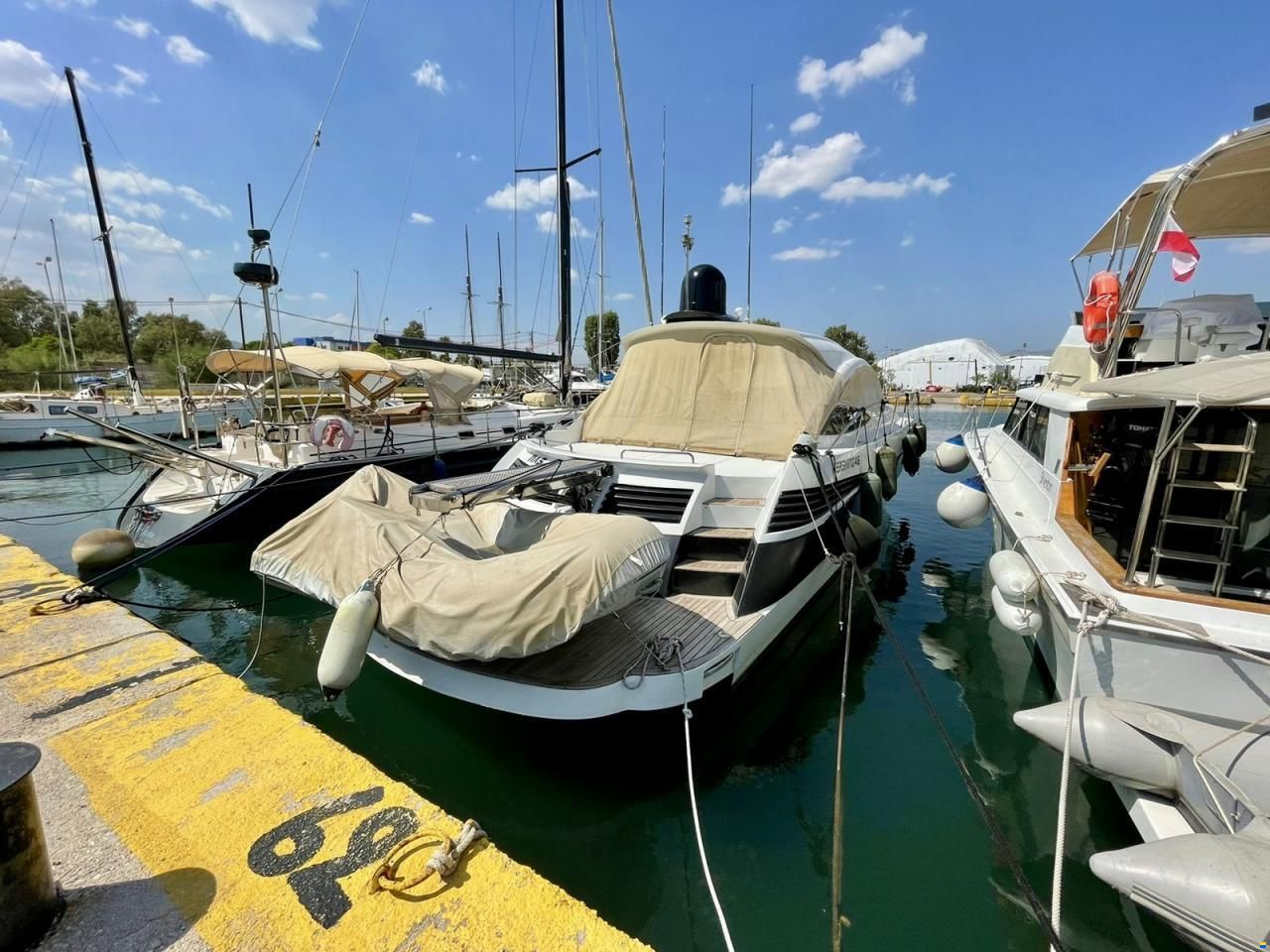Pershing 46