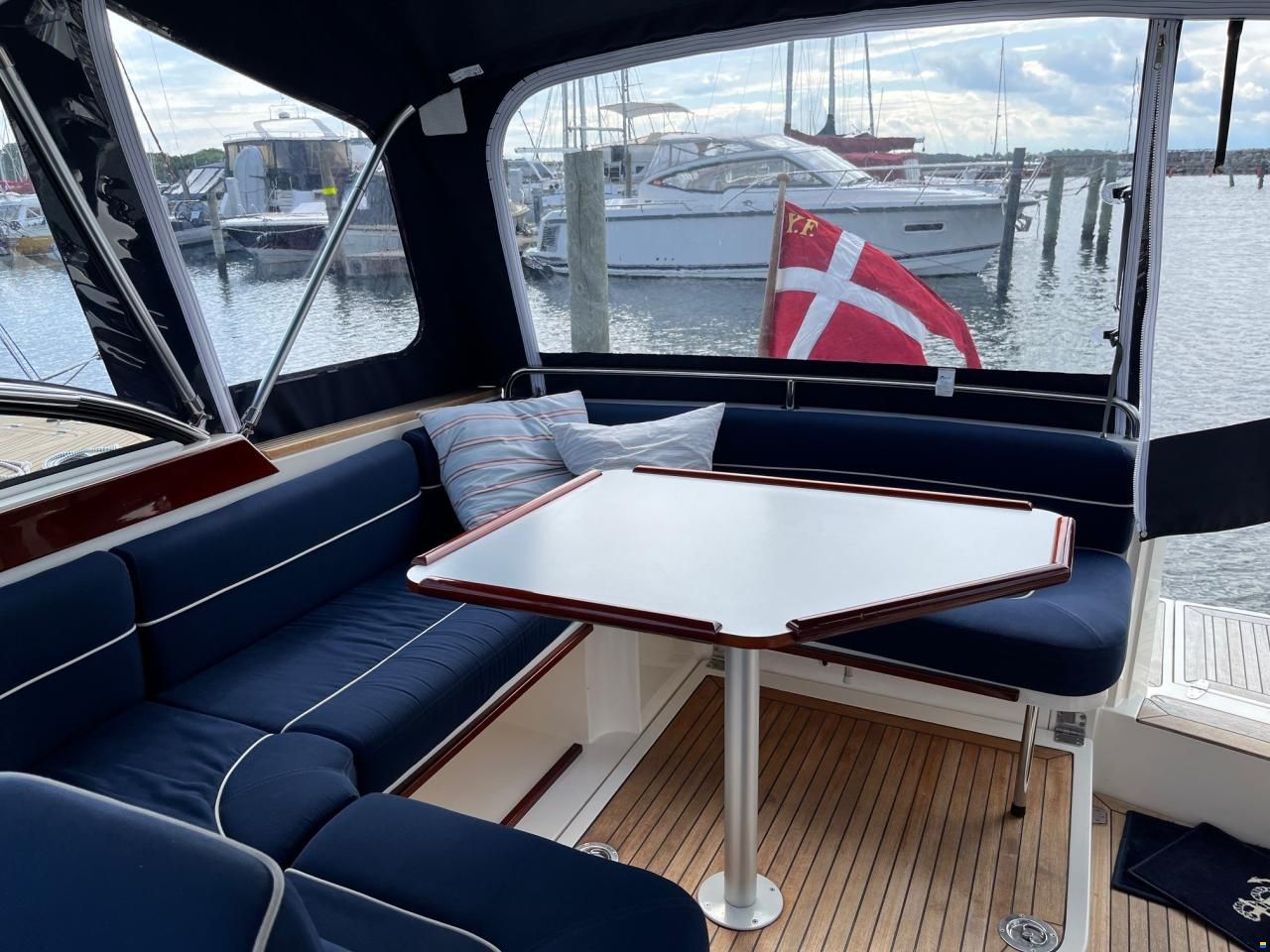 Aquador 26 DC