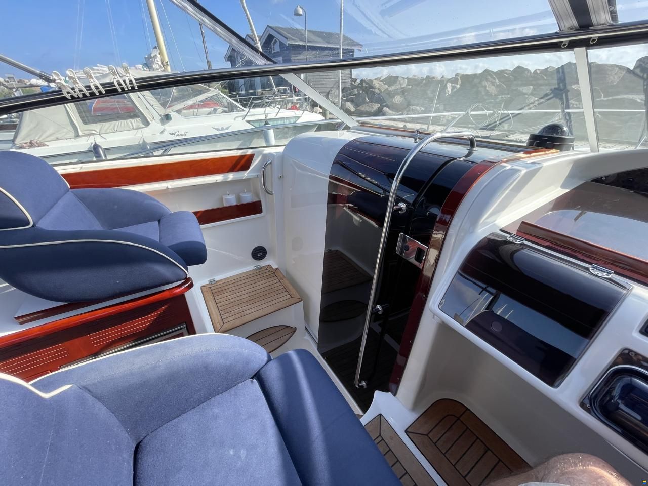 Aquador 26 DC