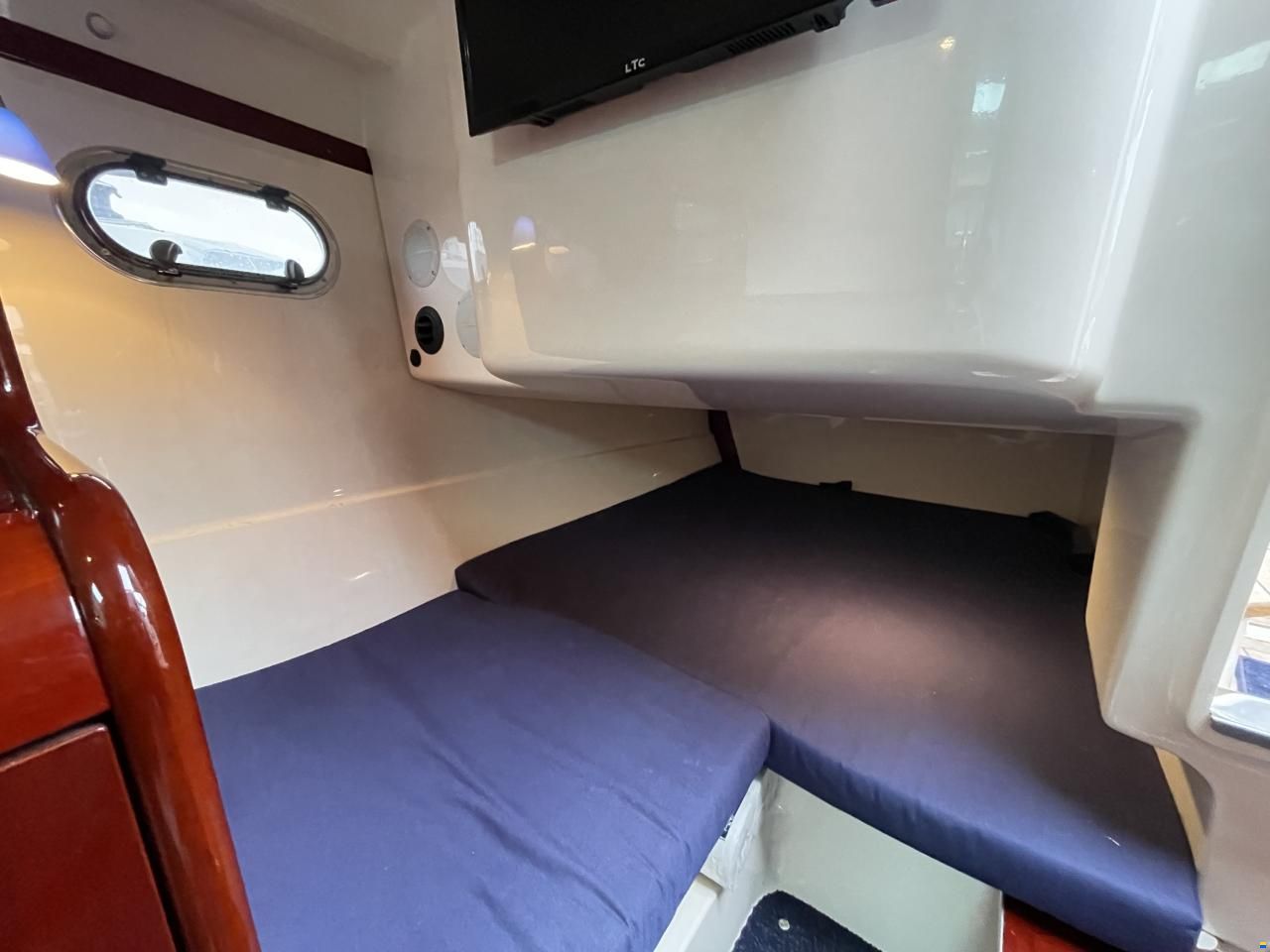 Aquador 26 DC