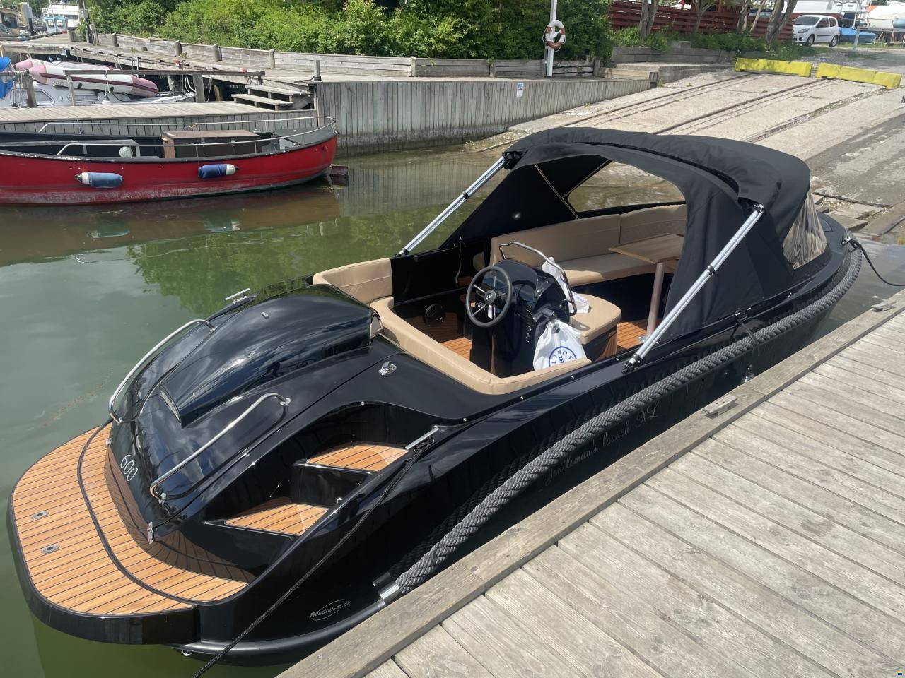 Tender Gentleman&acute;s Launch 600XL