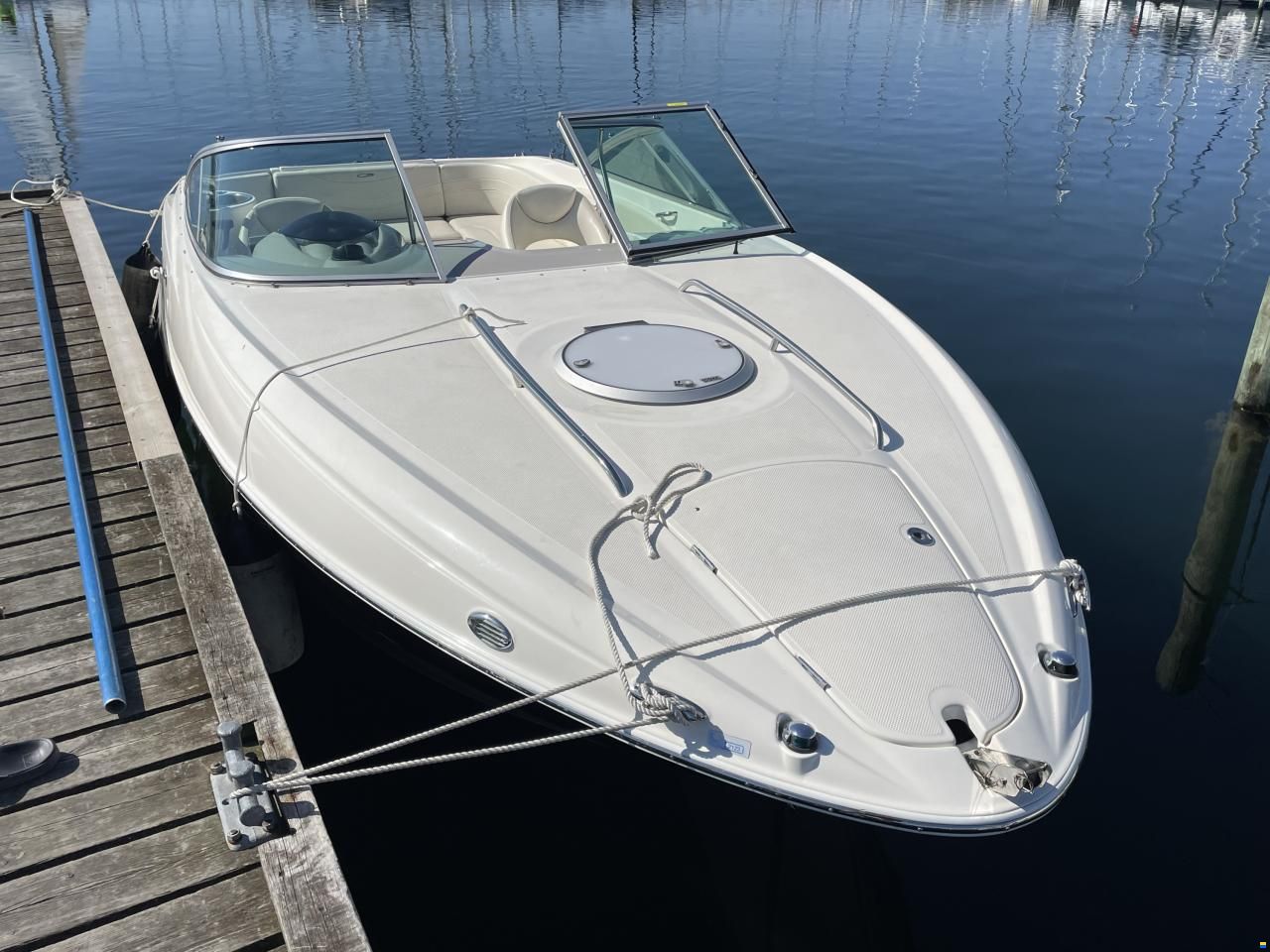 Maxum 2400 SC3