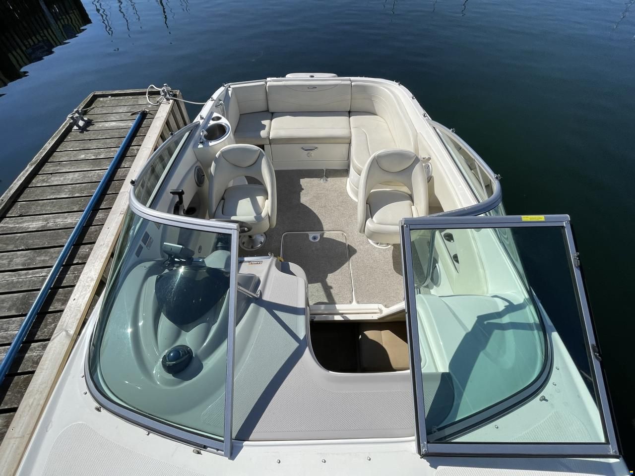 Maxum 2400 SC3