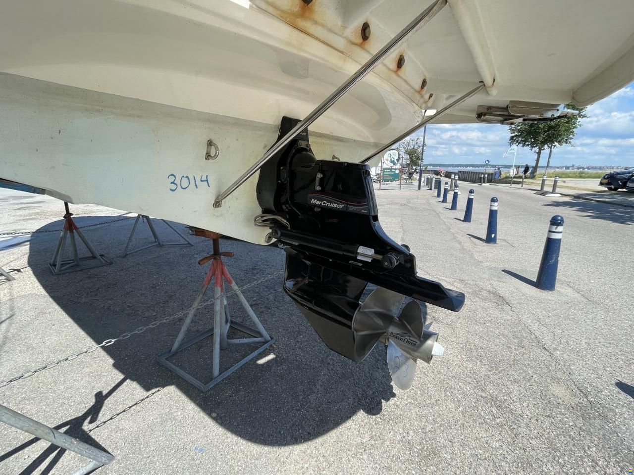 Maxum 2400 SC3