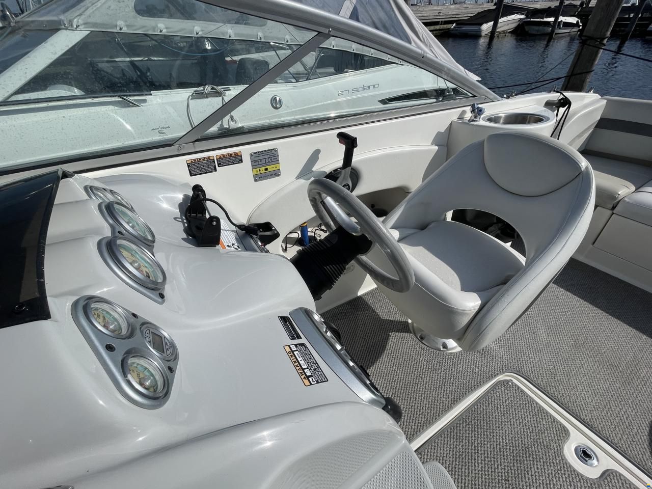 Maxum 2400 SC3