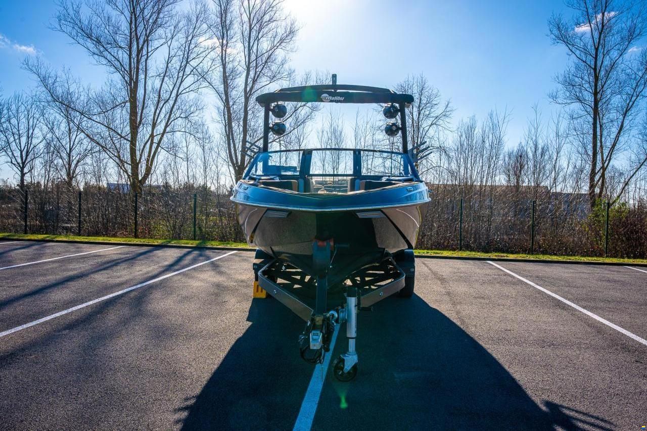 Malibu Wakesetter 23 LSV