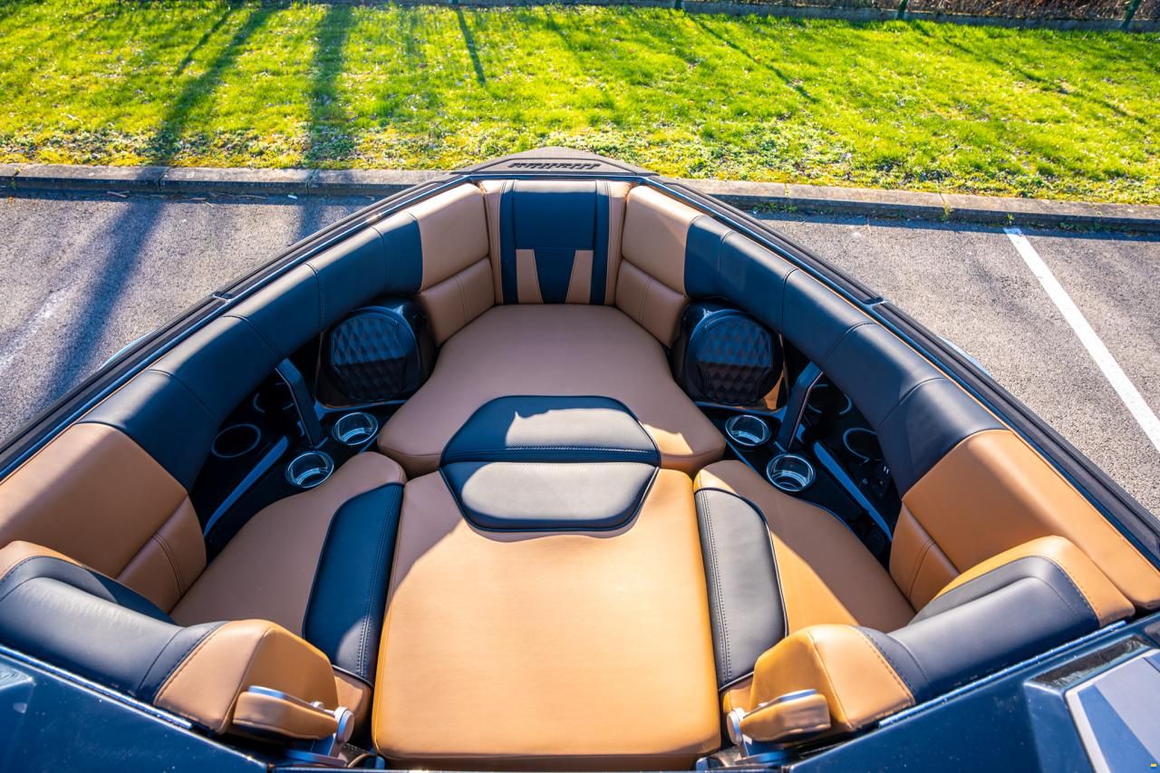Malibu Wakesetter 23 LSV