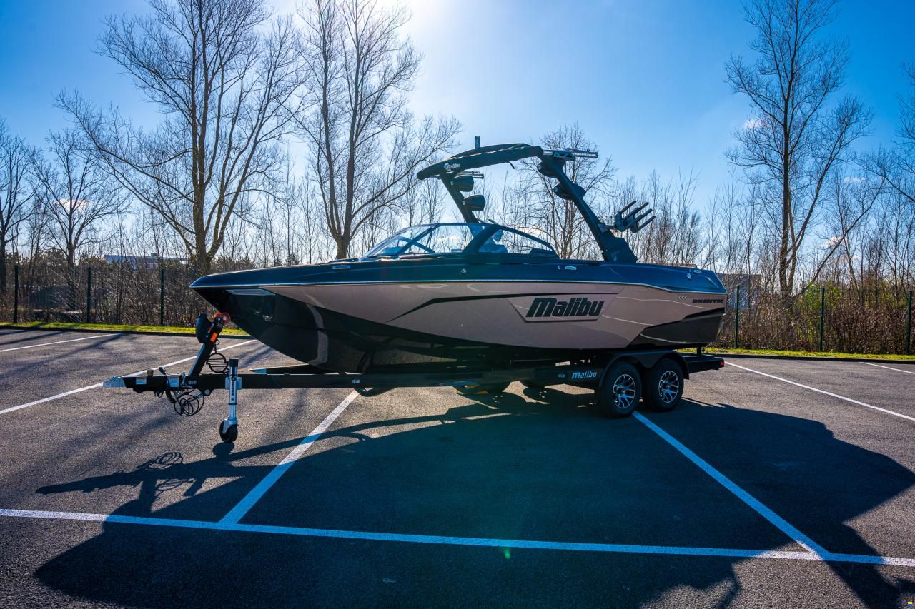 Malibu Wakesetter 23 LSV