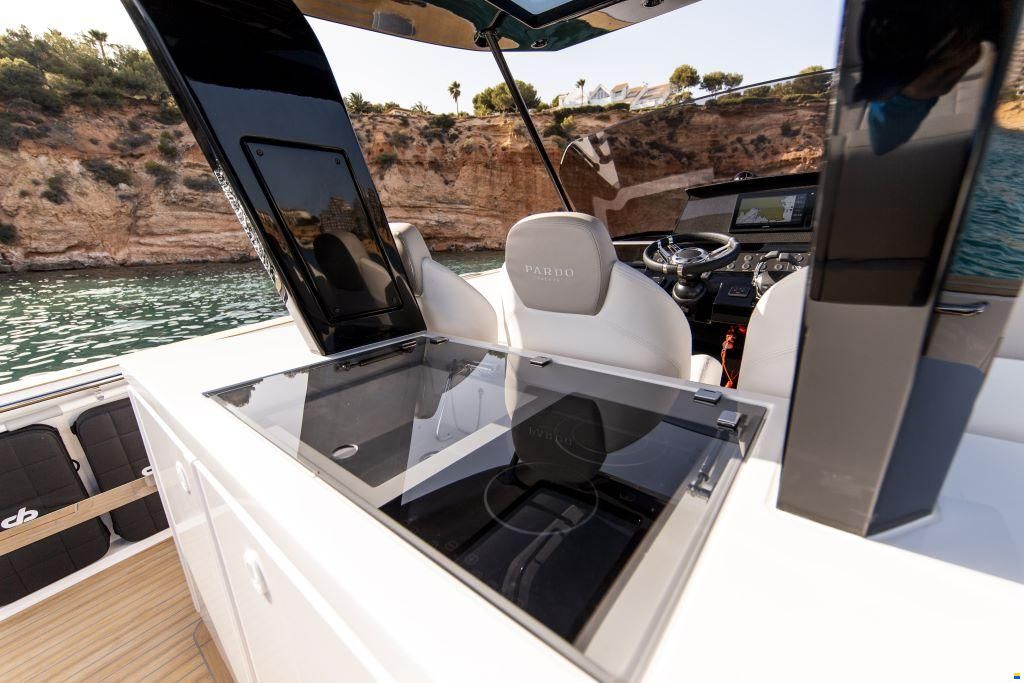 Pardo Yachts 38