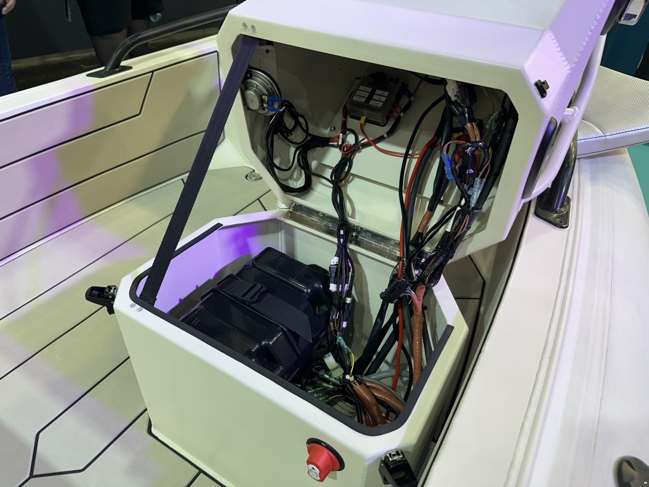 Aquaspirit S370GT Genius Tender mit 60PS Suzuki