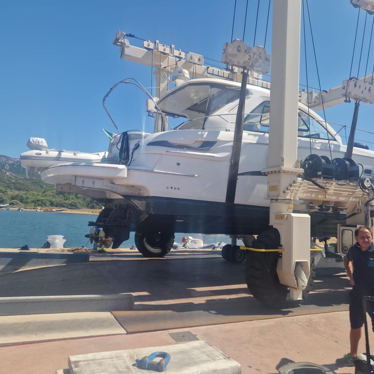 Bavaria Sport 38 HT