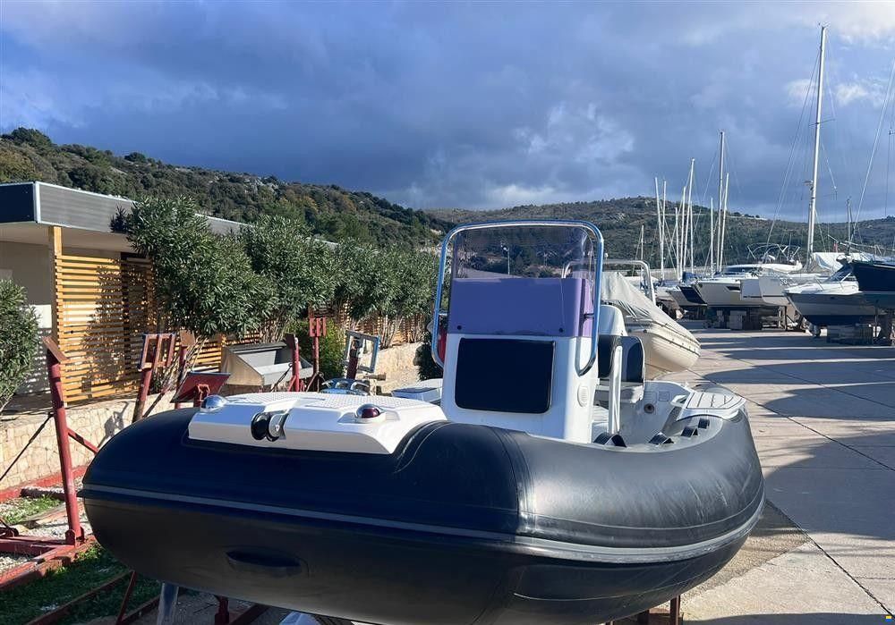 GALA Viking V580F
