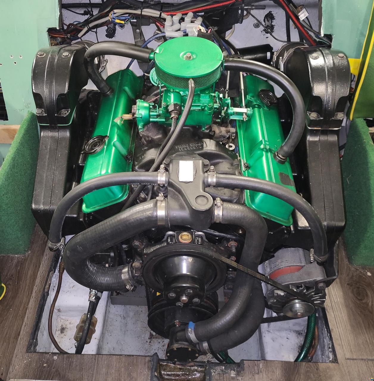 Glastron V 184