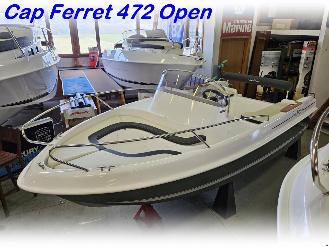 B2 Marine Cap Ferret 472 Open